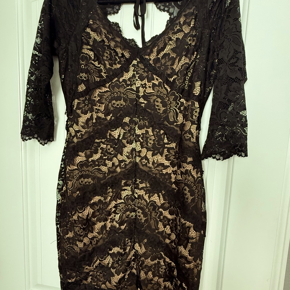 VENUS Black and Tan Lace Dress